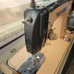 VTG antique MCM Brother Monarch Deluxe Precision Built Sewing Machine Industrial